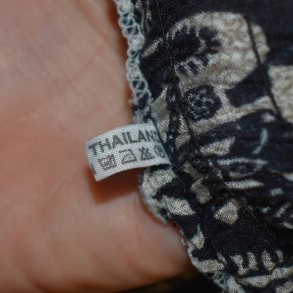 Black and White Elephant Print Skirt - Picture 5 of 5